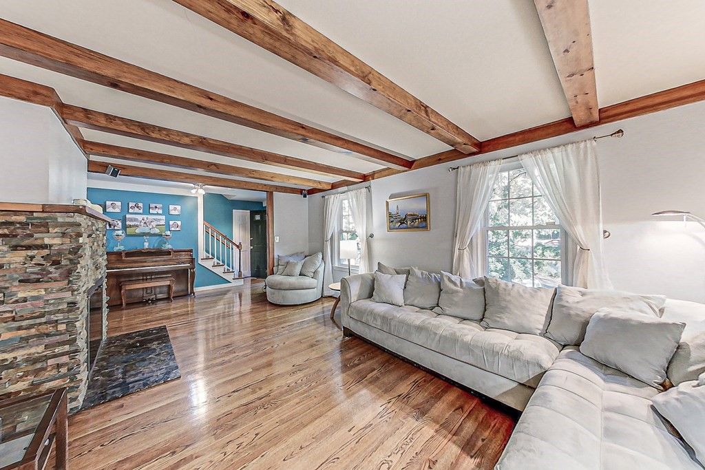 4 Rhodes Avenue Sharon, MA 02067 - Photo 8 of 42 Gallery Image 8