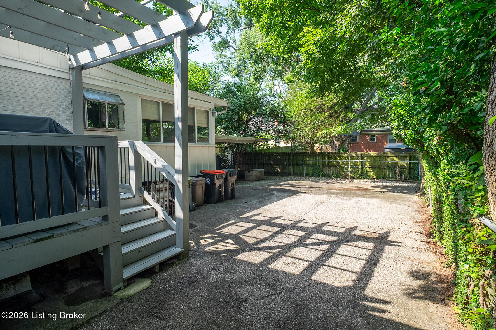 3012 Talisman Road Louisville, KY 40220 - Photo 29 of 33 jk_0059