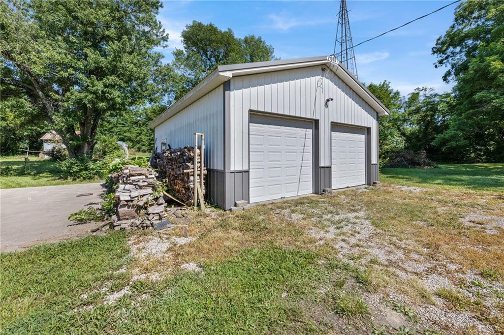 1623 Indiana Road Williamsburg, KS 66095 - Photo 27 of 47