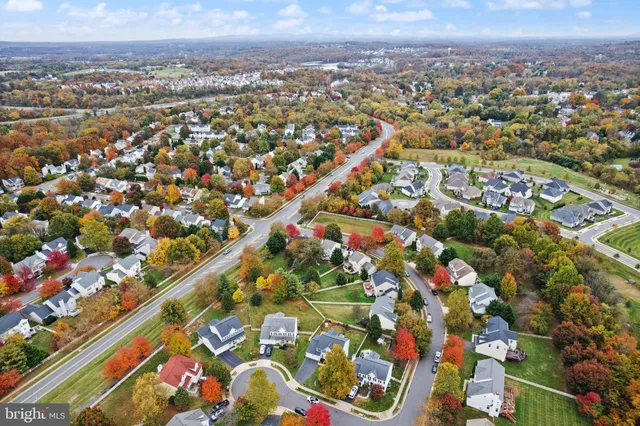 $749,900 | 35855 Bentridge Court, Round Hill, VA 20141