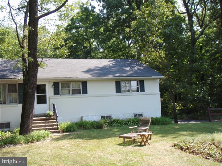 1419 North Ridge Road Perkasie, PA 18944 - Photo 2 of 16 Front Yard