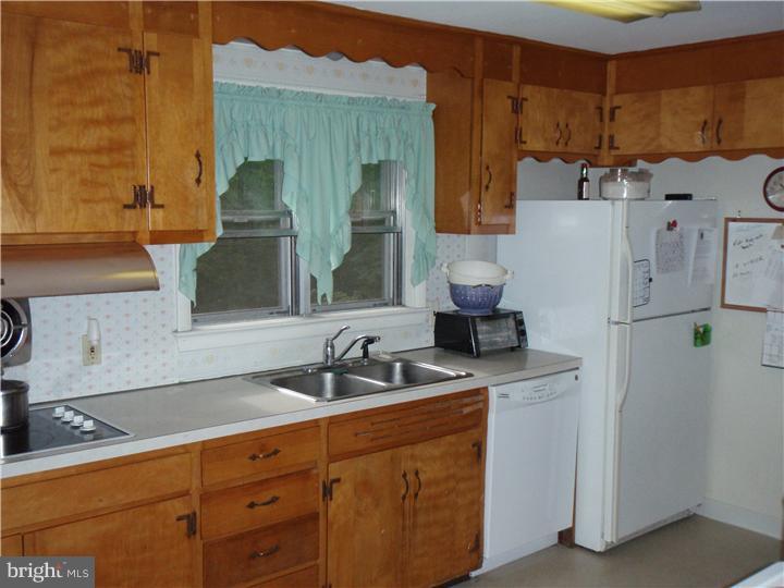 1419 North Ridge Road Perkasie, PA 18944 - Photo 9 of 16 Kitchen