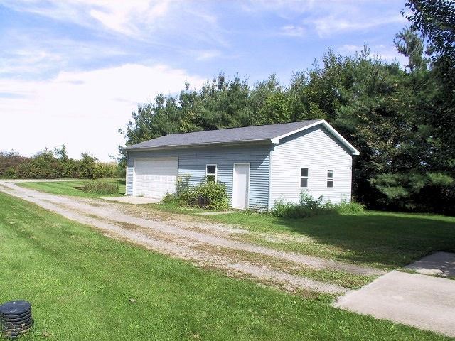 15630 Smith Road Yoder, IN 46798 - Photo 8 of 24