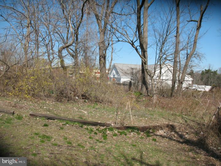 6635 Ridge Avenue Philadelphia, PA 19128 - Photo 13 of 13 Exterior Back
