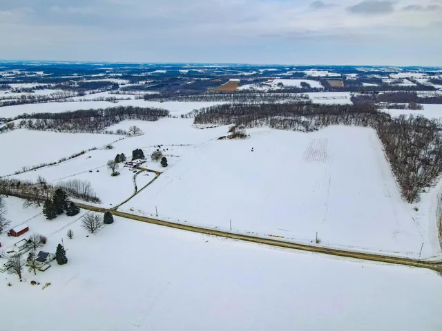 $200,000 | Lot 3 Zweifel, Brooklyn, WI 53521