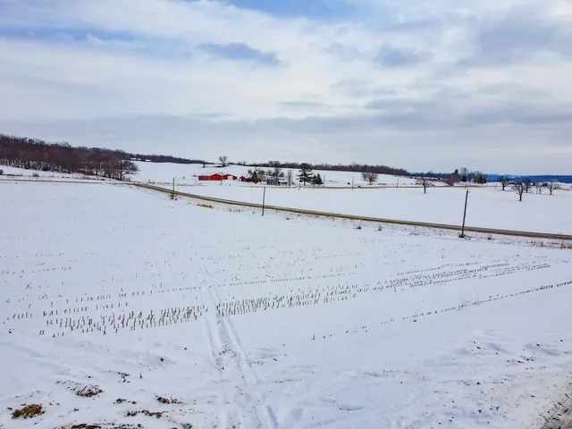 $200,000 | Lot 3 Zweifel, Brooklyn, WI 53521