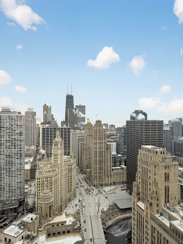 $3,100 | 88 East Wacker Place, Unit 4403, Chicago, IL 60601