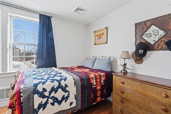 $235,000 | 31-33 Booker Street, Unit 4, Thomaston, ME 04861