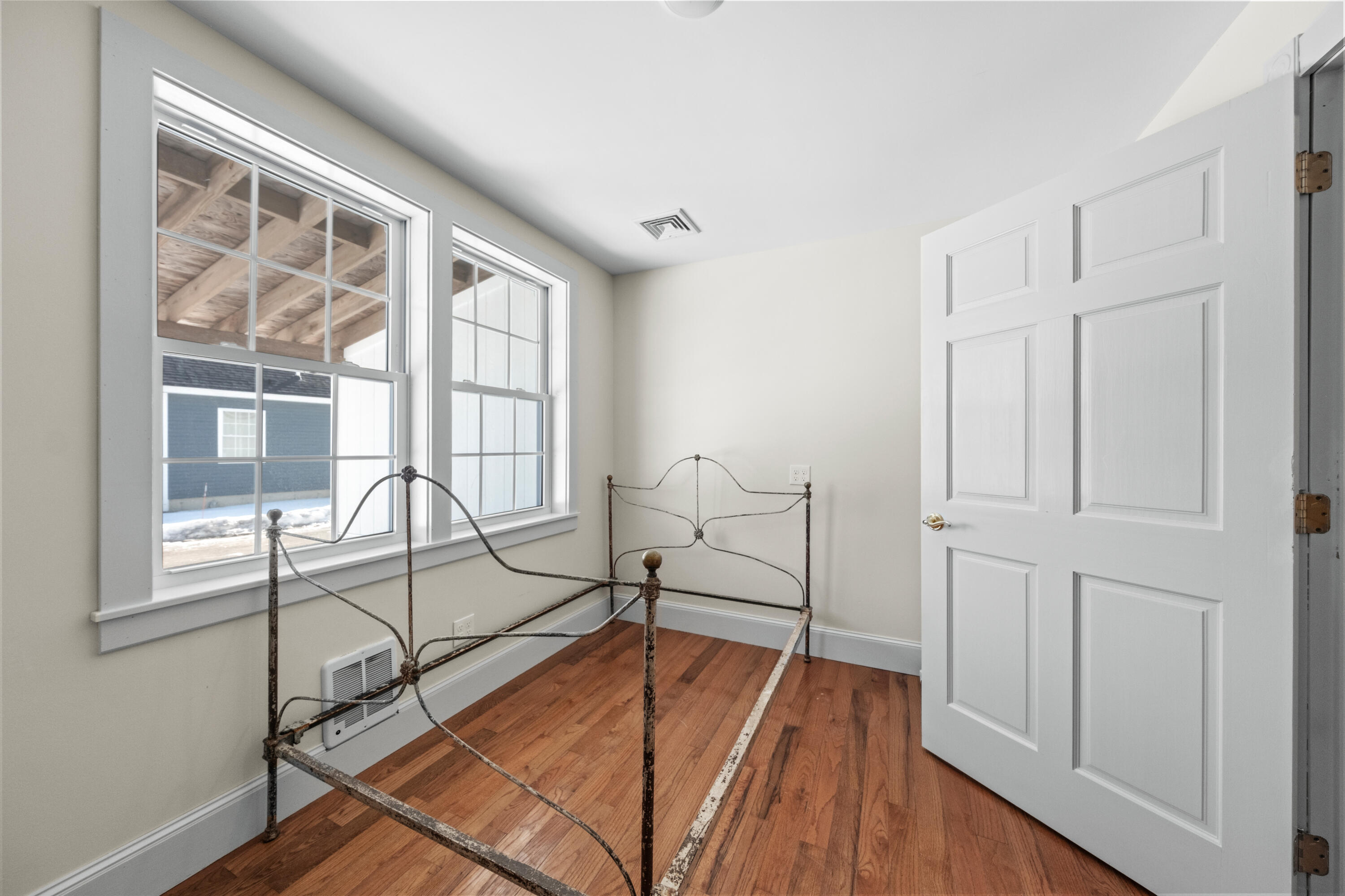 31-33 Booker Street, Unit 4 Thomaston, ME 04861 - Photo 21 of 35 02- 33 Booker Street 4 Thomaston - JAC