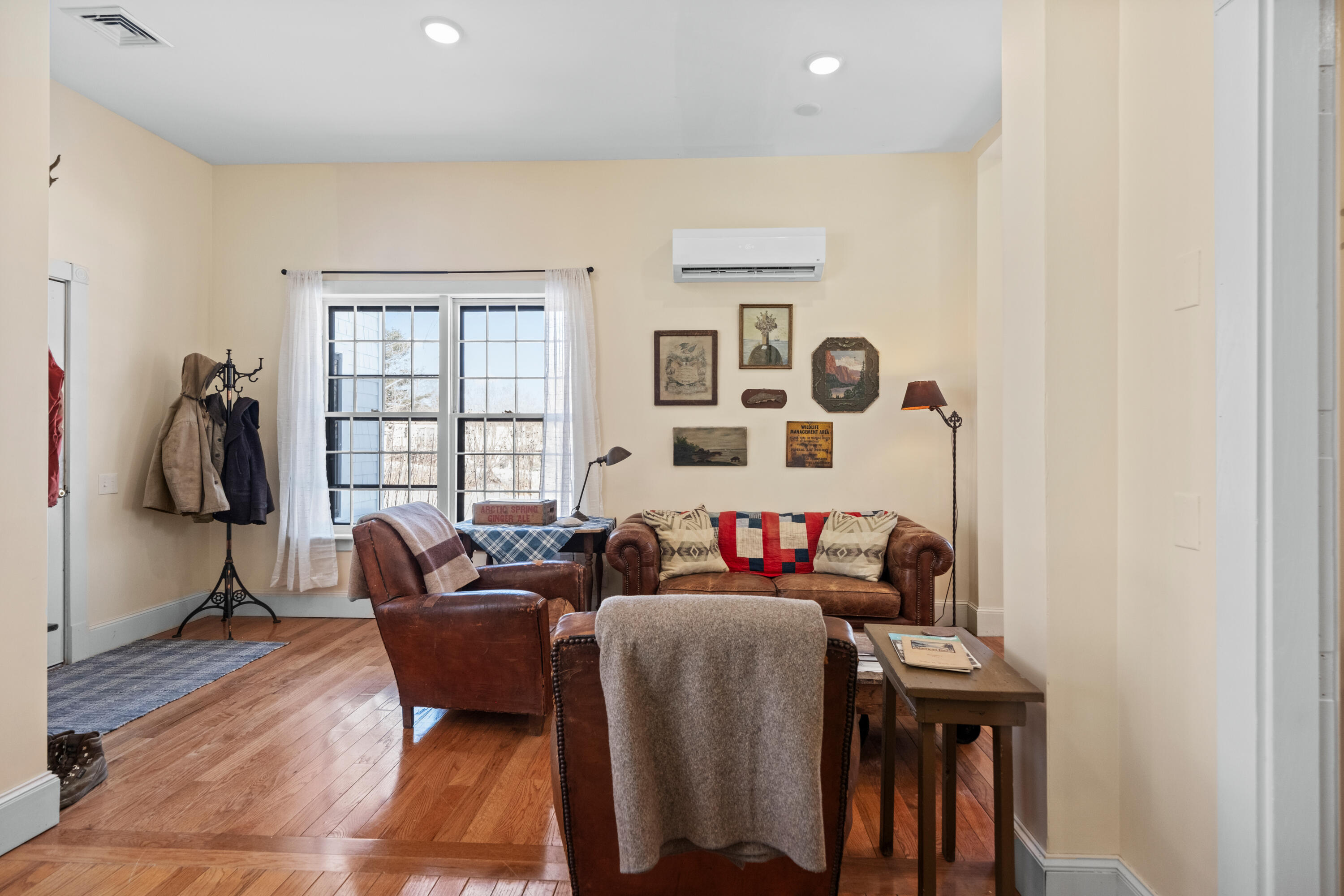 31-33 Booker Street, Unit 4 Thomaston, ME 04861 - Photo 23 of 35 28- 33 Booker Street 4 Thomaston - JAC