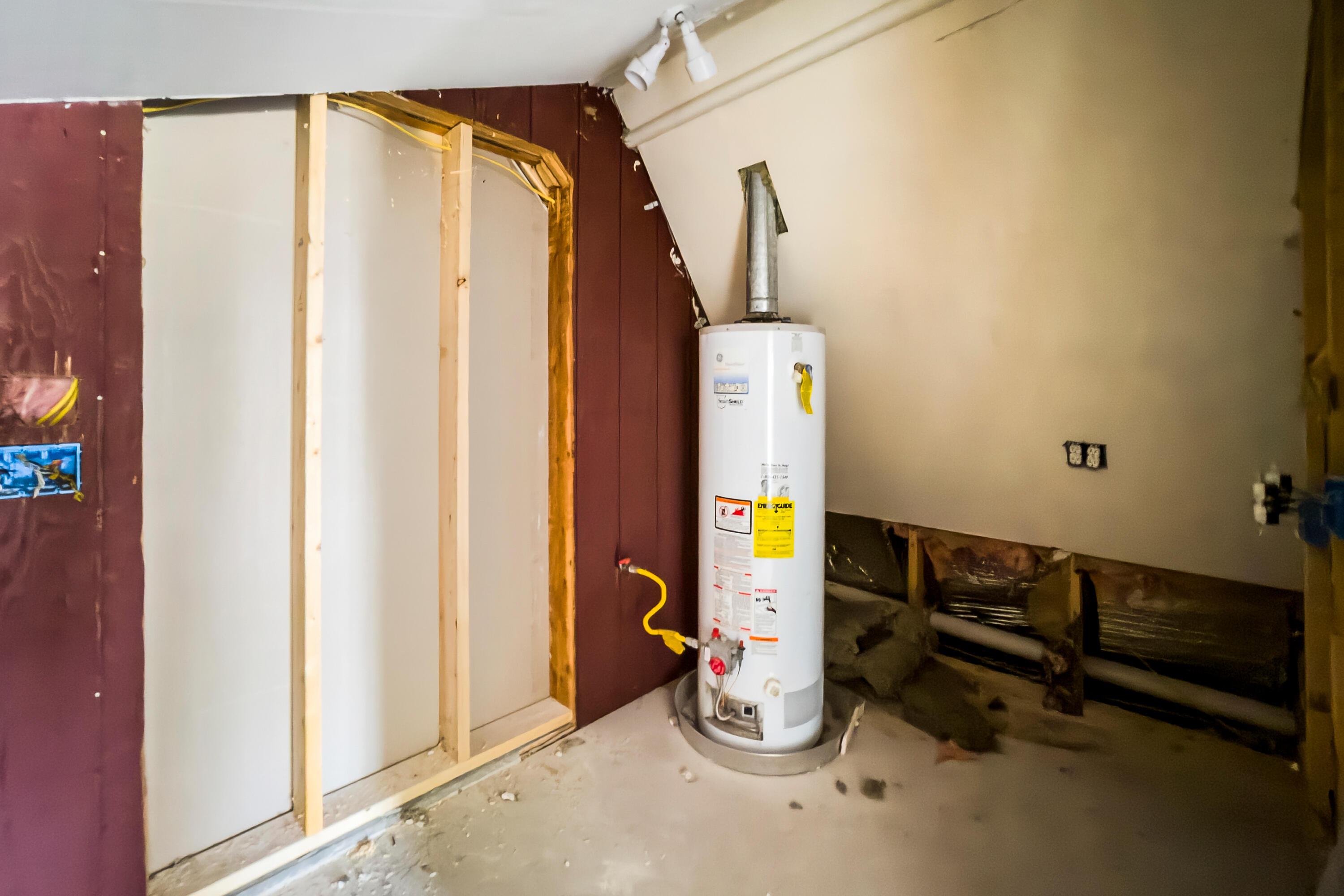 31-33 Booker Street, Unit 4 Thomaston, ME 04861 - Photo 31 of 35 51- 33 Booker Street 4 Thomaston - JAC