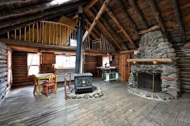 $174,900 | 1894 South Lost Lake Road, Webb Lake, WI 54830