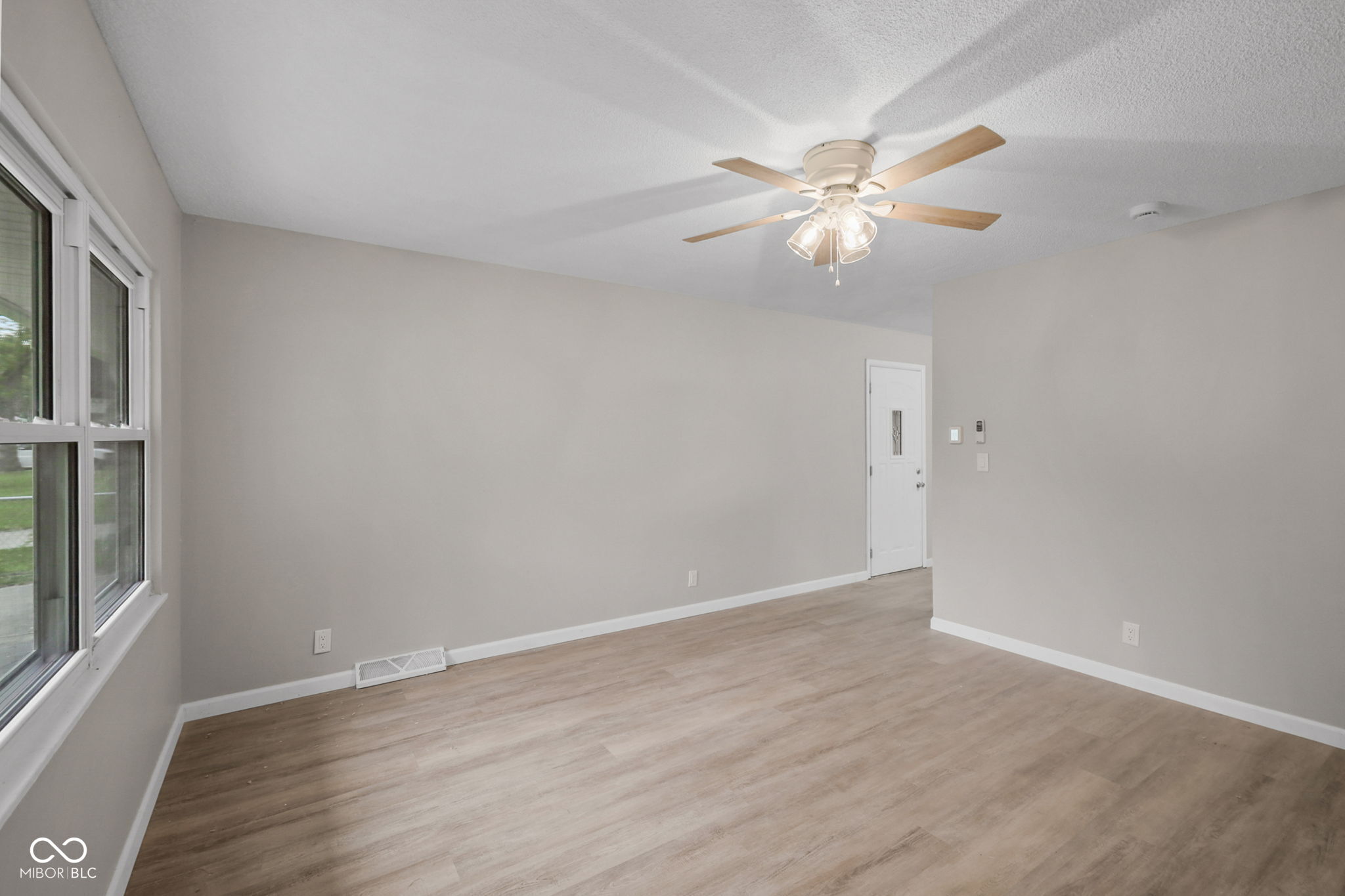 1317 Bramble Way Anderson, IN 46011 - Photo 10 of 31