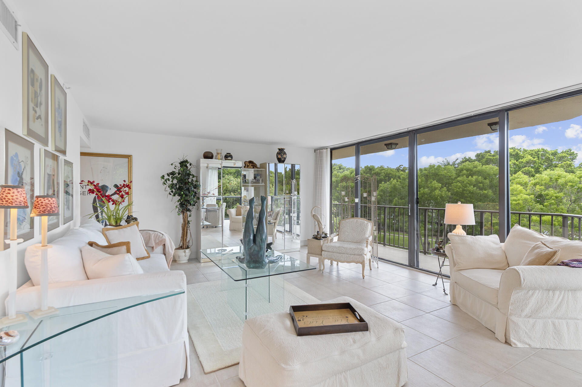 859 Jeffery Street, Unit 401 Boca Raton, FL 33487 - Photo 7 of 60 DSC_1326