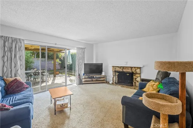 $1,100,000 | 6112 Tyndall Drive, Huntington Beach, CA 92647