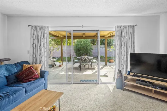 $1,100,000 | 6112 Tyndall Drive, Huntington Beach, CA 92647