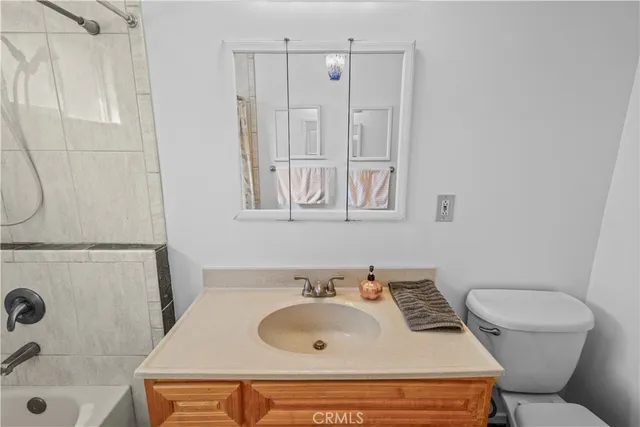 $1,100,000 | 6112 Tyndall Drive, Huntington Beach, CA 92647