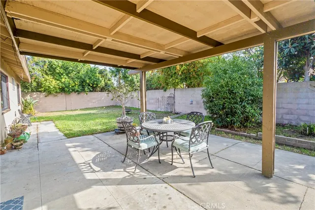 $1,100,000 | 6112 Tyndall Drive, Huntington Beach, CA 92647