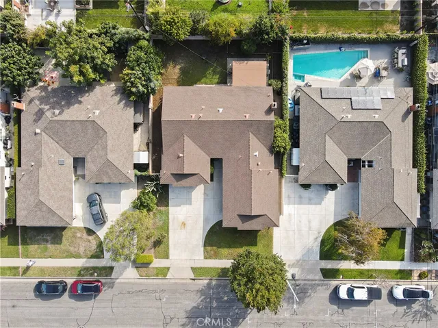 $1,100,000 | 6112 Tyndall Drive, Huntington Beach, CA 92647