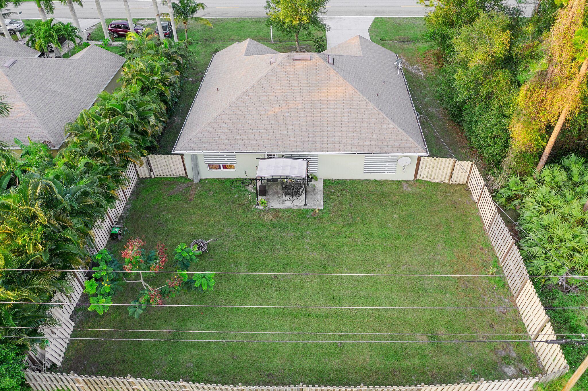 1322 Southwest Del Rio Boulevard Port St. Lucie, FL 34953 - Photo 20 of 21 uB9jpc8Q