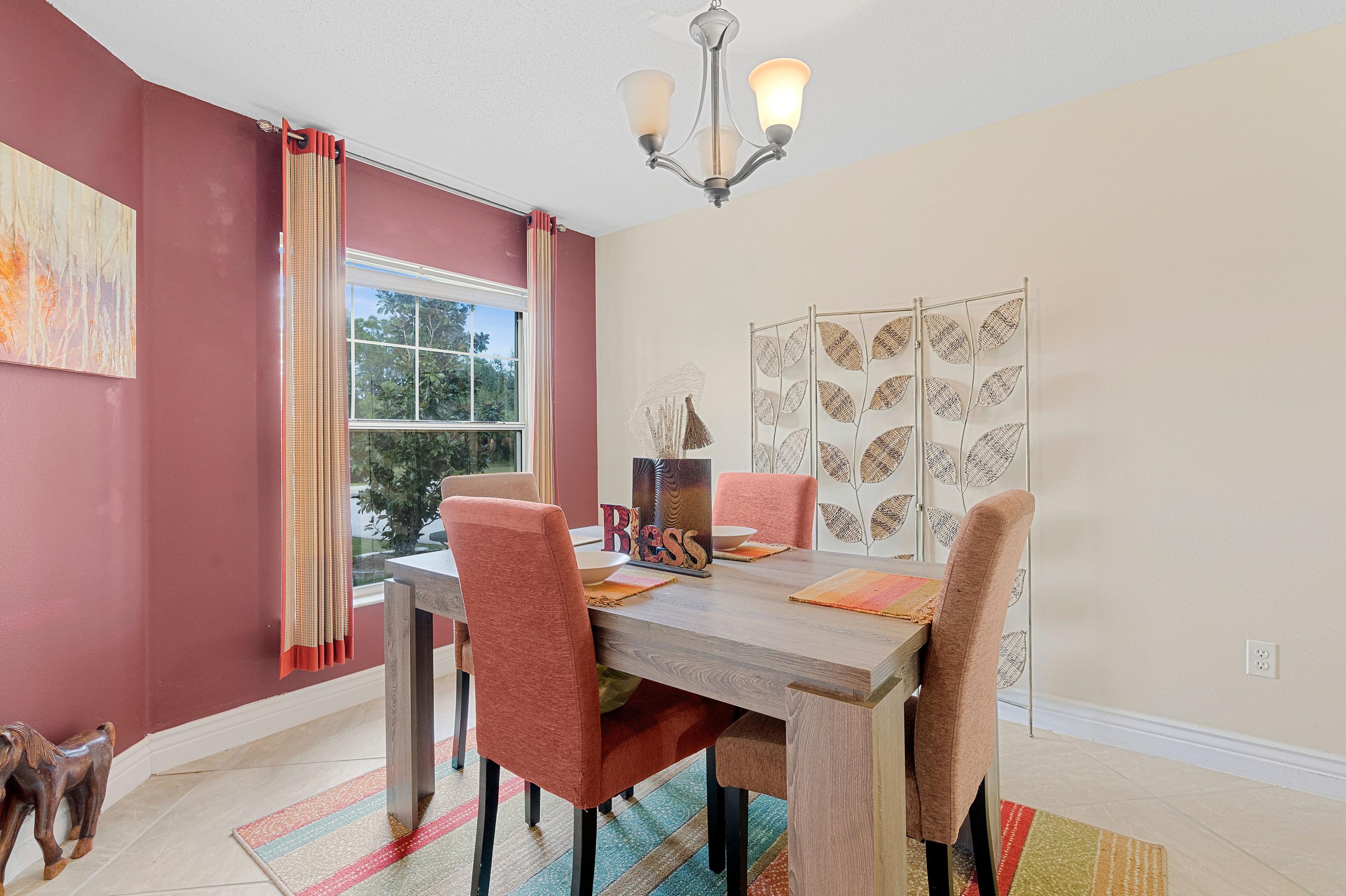 1322 Southwest Del Rio Boulevard Port St. Lucie, FL 34953 - Photo 4 of 21 IQQBE1lw