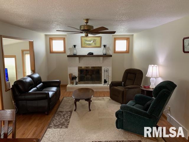 7708 Hunt Road Springfield, IL 62712 - Photo 4 of 7