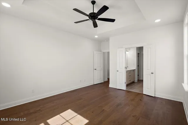 $379,900 | 660 Bolivar Drive, Nesbit, MS 38651