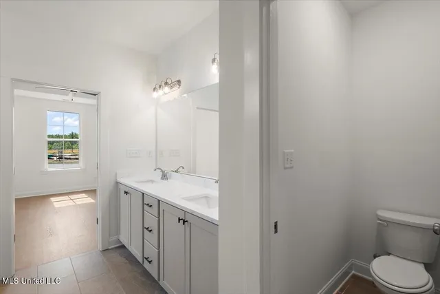 $379,900 | 660 Bolivar Drive, Nesbit, MS 38651