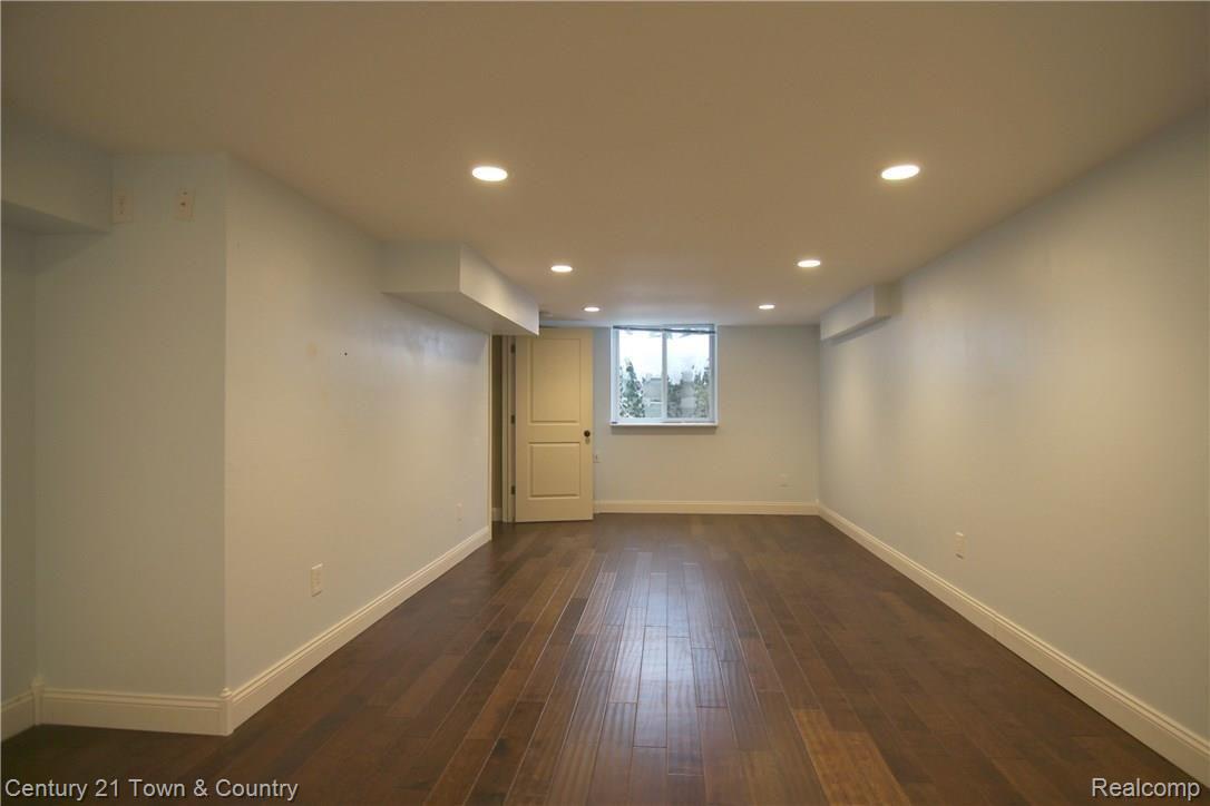 241 Strathmore Road Bloomfield Hills, MI 48304 - Photo 39 of 39 Strathmore Rd Basement 3.jpg