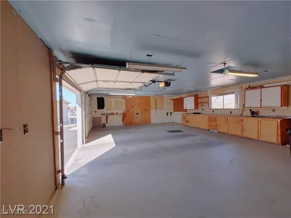 $1,950 | 630 East Simkins Road, Pahrump, NV 89060