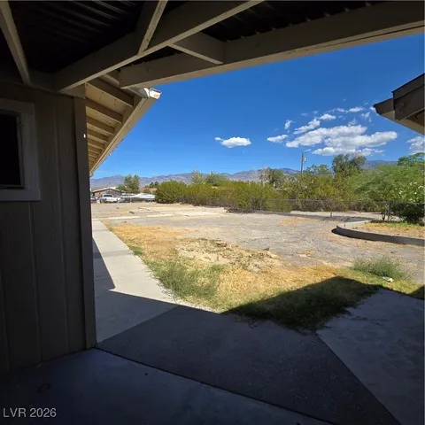 $1,950 | 630 East Simkins Road, Pahrump, NV 89060