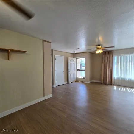 $1,950 | 630 East Simkins Road, Pahrump, NV 89060