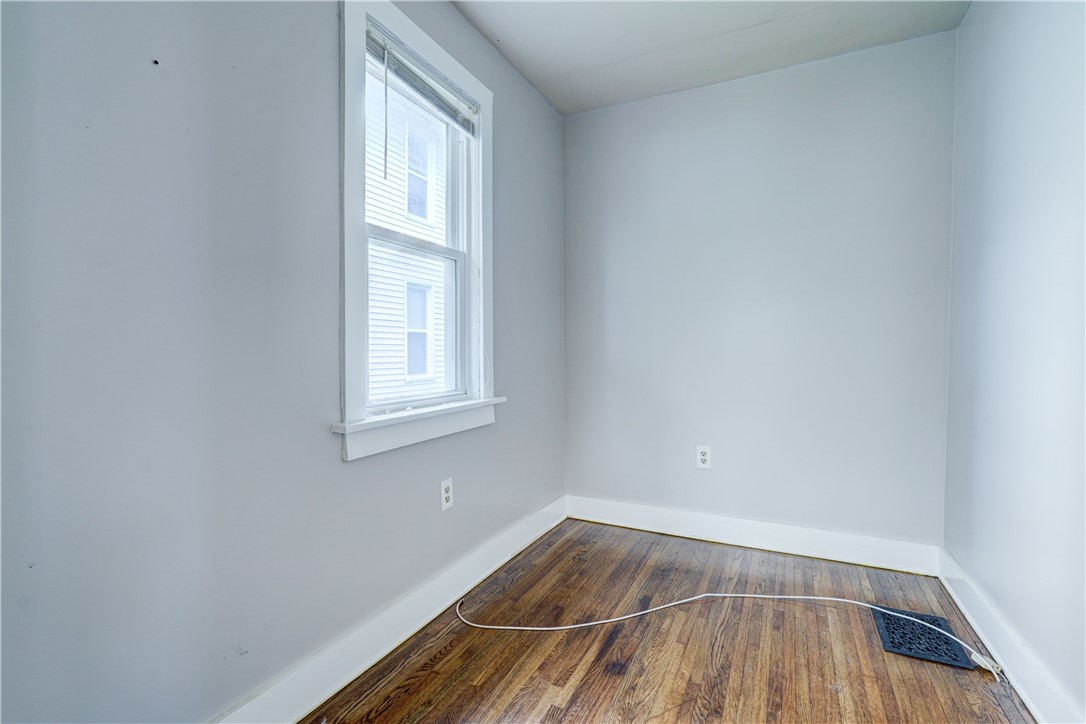 420 Gregory Street Rochester, NY 14620 - Photo 20 of 33