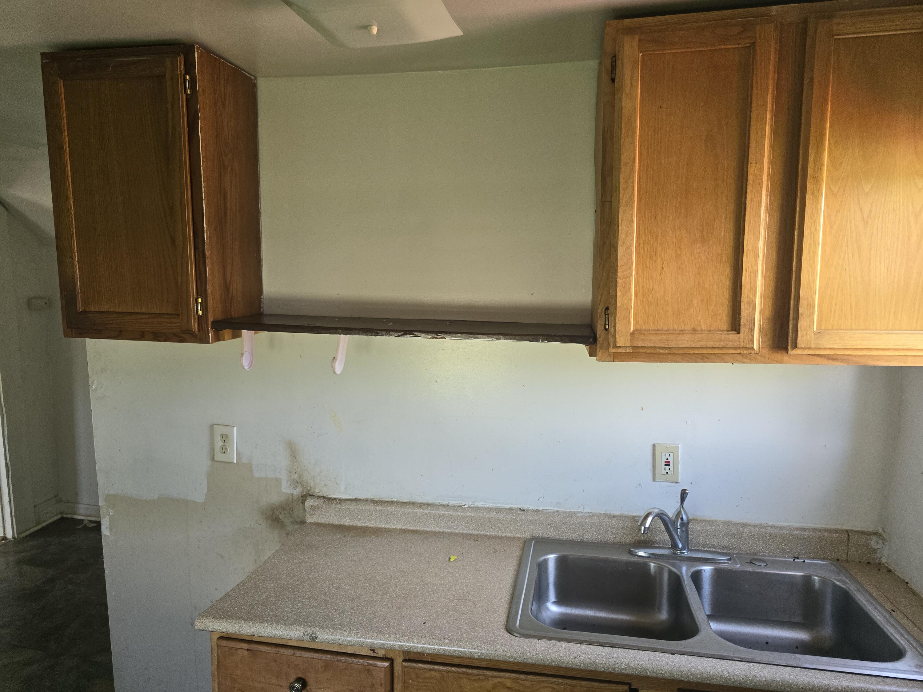 Undisclosed Address Pontiac, MI 48341 - Photo 15 of 29 20240513_150310