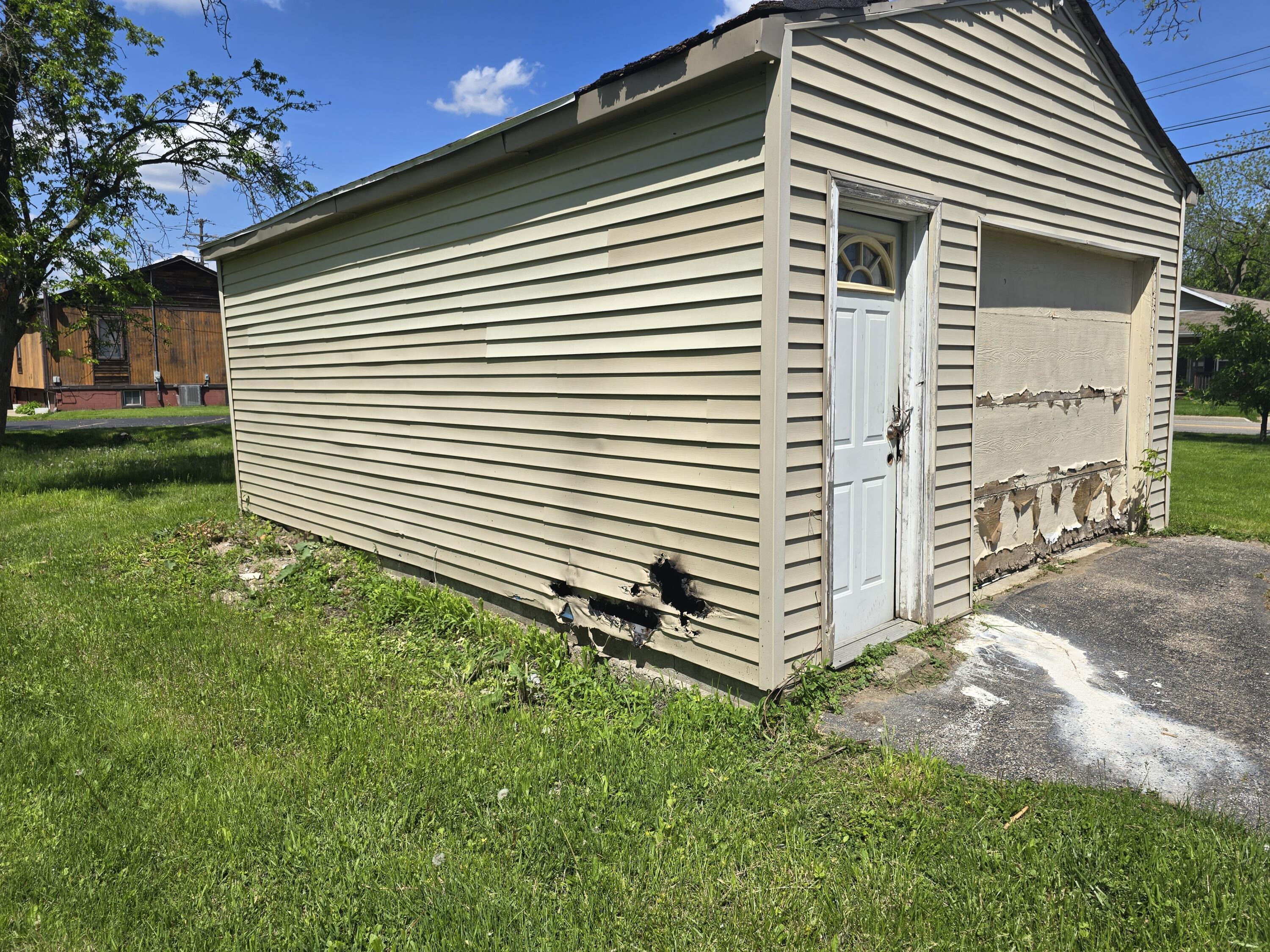 Undisclosed Address Pontiac, MI 48341 - Photo 19 of 29 20240513_150423