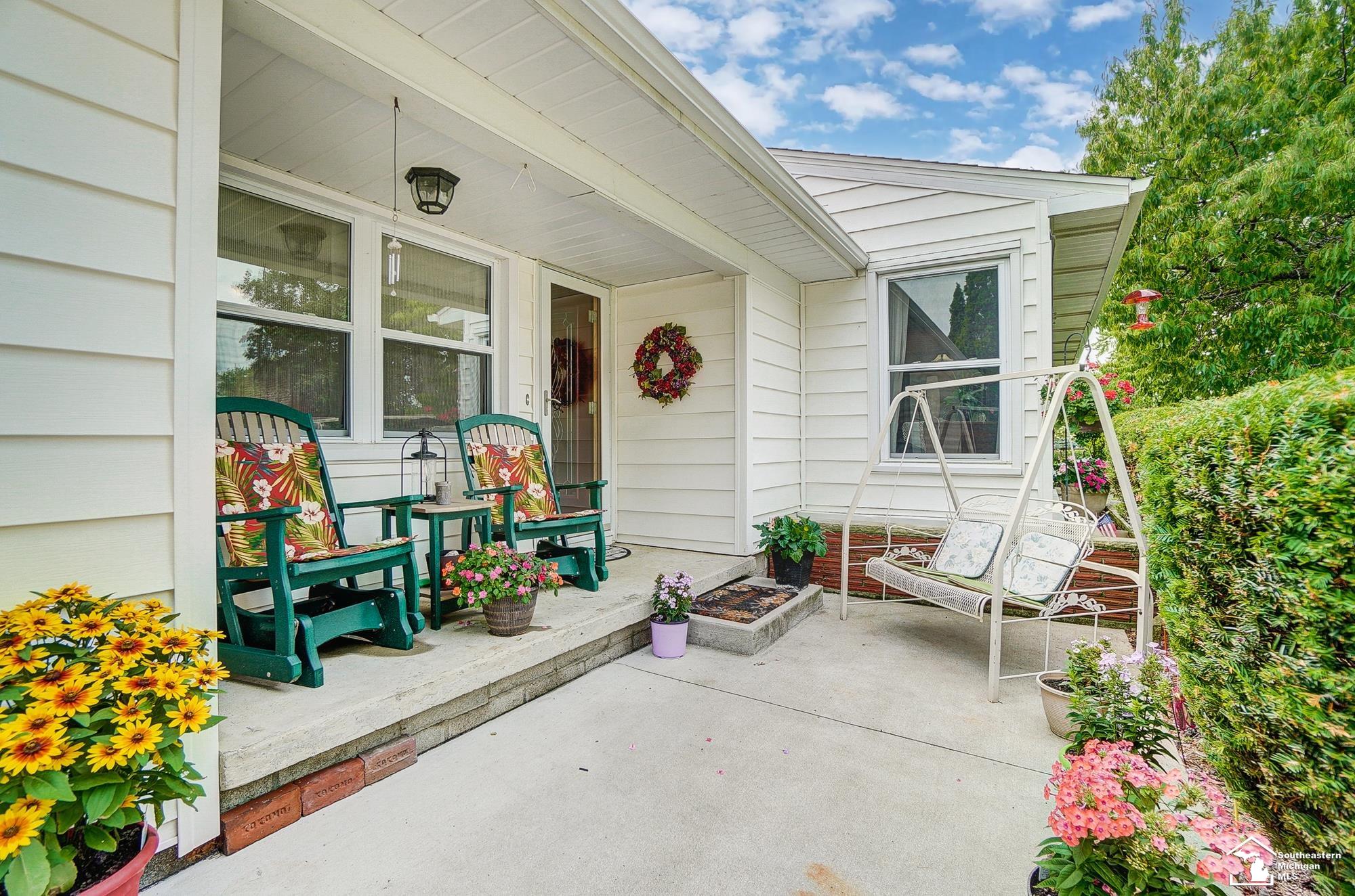 348 Ruff Drive Monroe, MI 48162 - Photo 9 of 46 Gallery Image 9