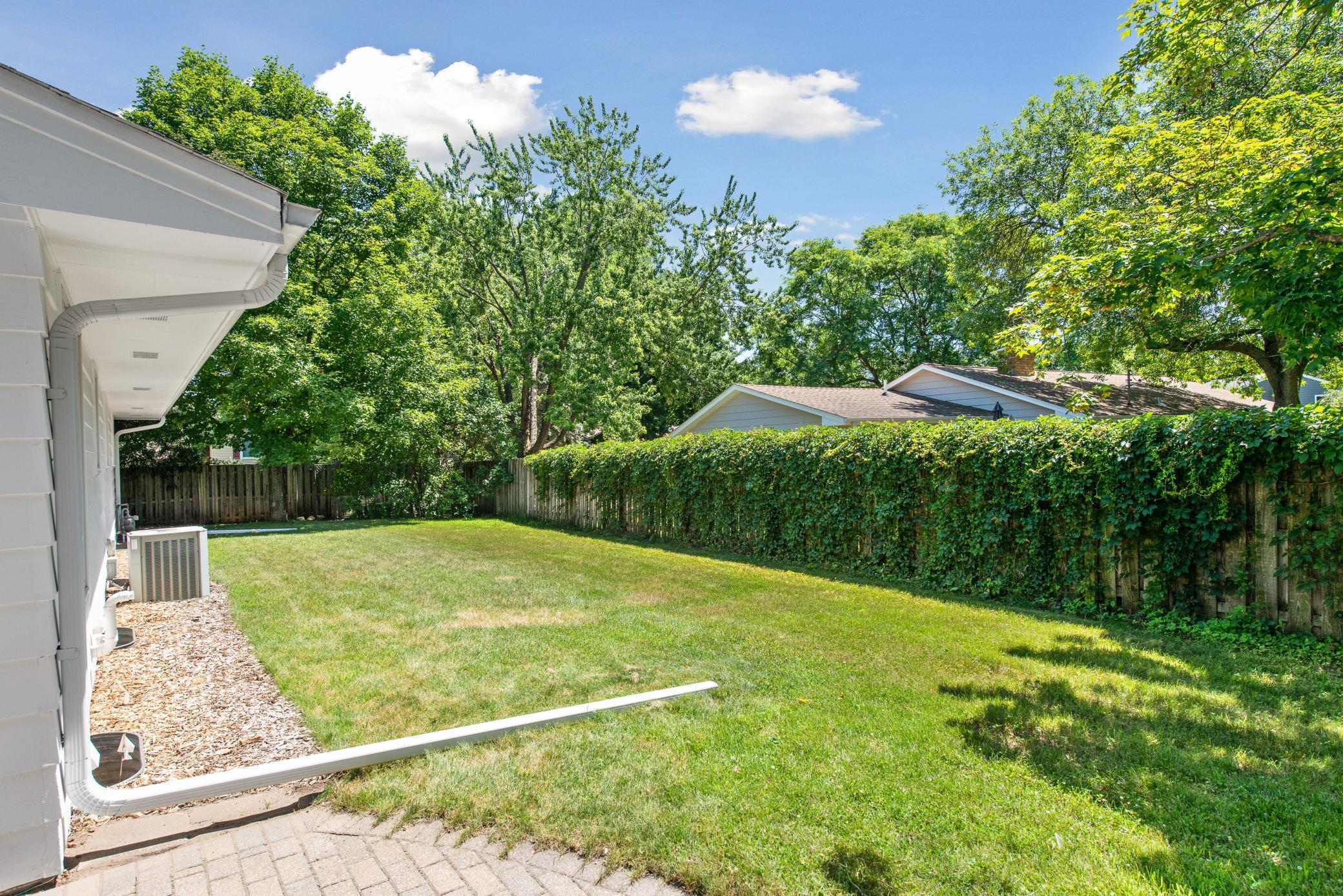 3822 Vandan Road Minnetonka, MN 55345 - Photo 18 of 26