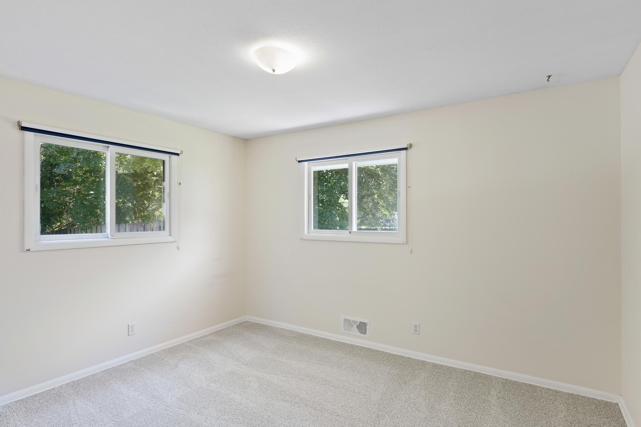3822 Vandan Road Minnetonka, MN 55345 - Photo 10 of 26