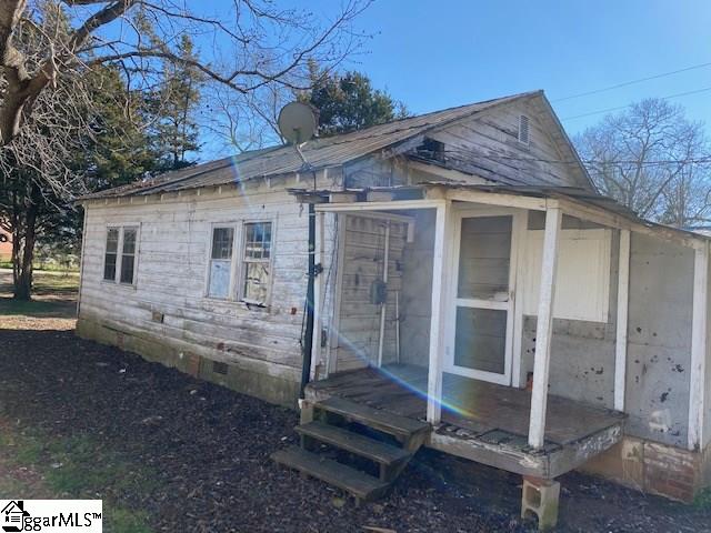 8 Cherokee Street Laurens, SC 29360 - Photo 5 of 16 10 cherokee