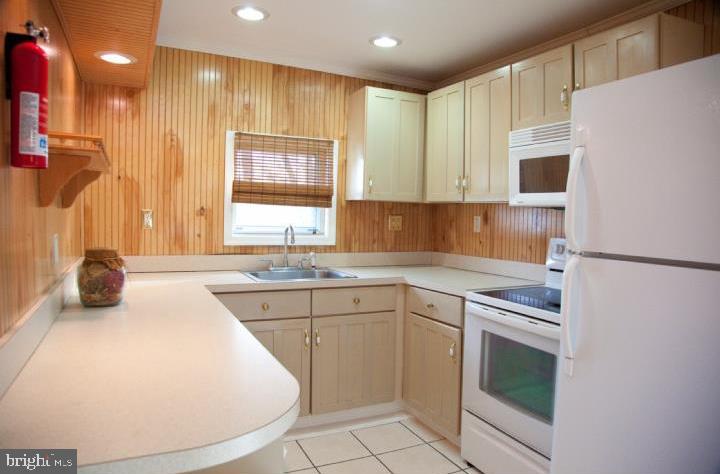 361 Wheat Road Vineland, NJ 08360 - Photo 8 of 19 Kitchen