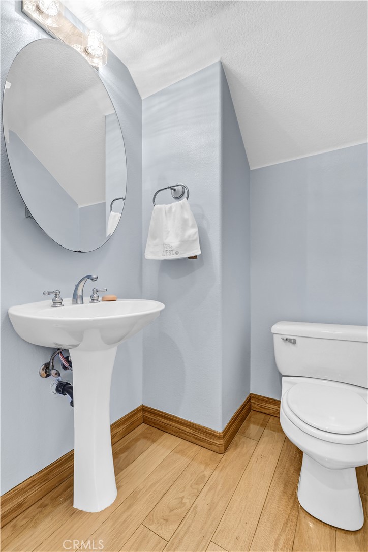 21 Skywood Street Ladera Ranch, CA 92694 - Photo 12 of 31 Bathroom downstairs
