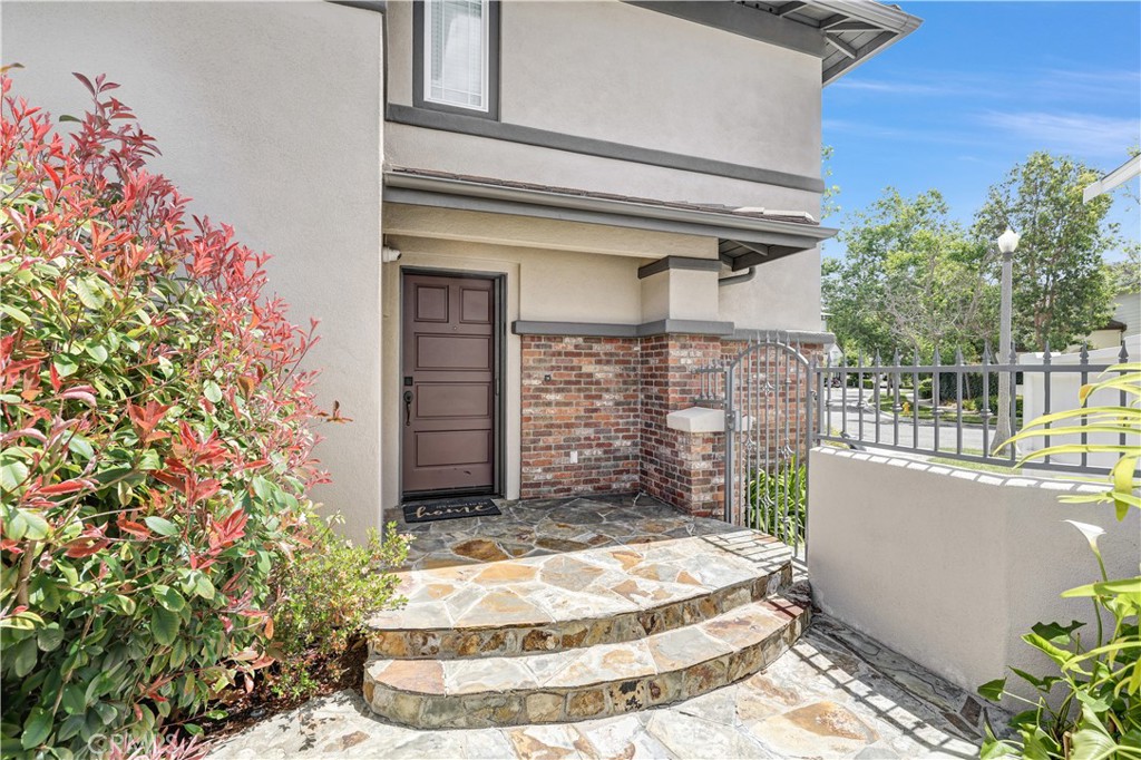 21 Skywood Street Ladera Ranch, CA 92694 - Photo 2 of 31 Gated Entry