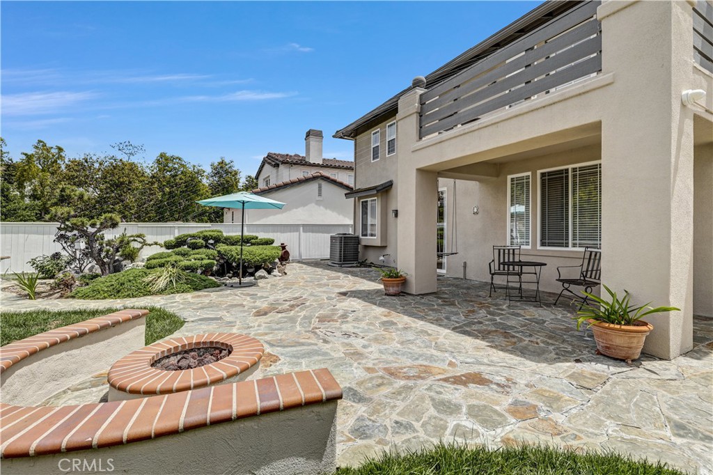 21 Skywood Street Ladera Ranch, CA 92694 - Photo 28 of 31 Yard / Fire Pit