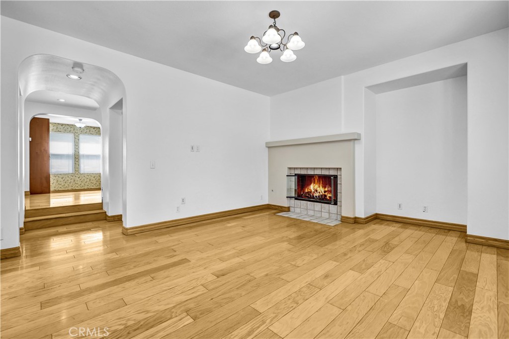 21 Skywood Street Ladera Ranch, CA 92694 - Photo 6 of 31 Living Room