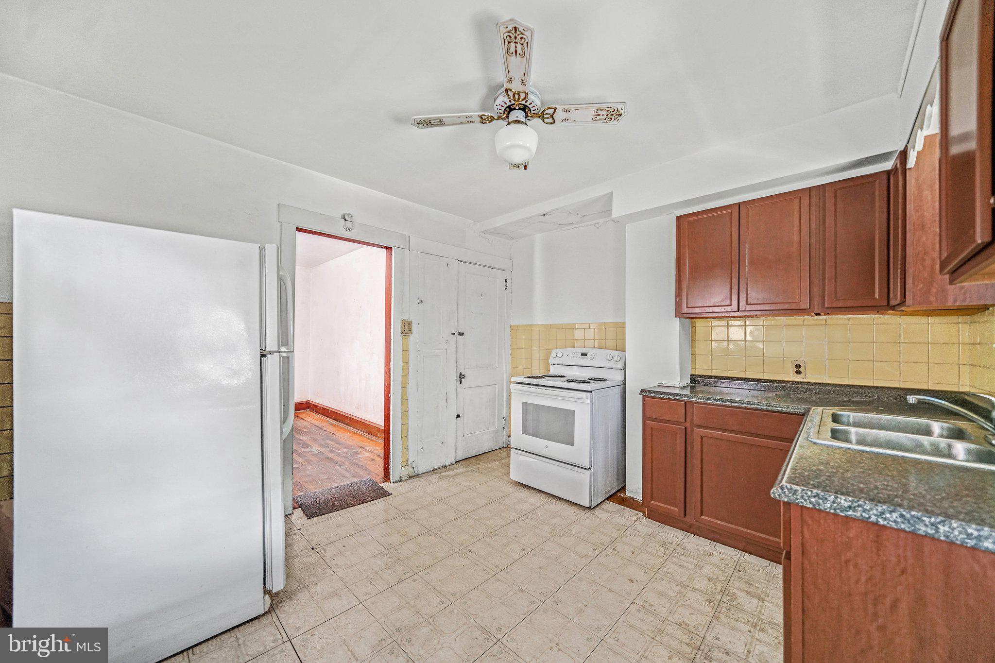 337 Stuart Avenue Downingtown, PA 19335 - Photo 10 of 21