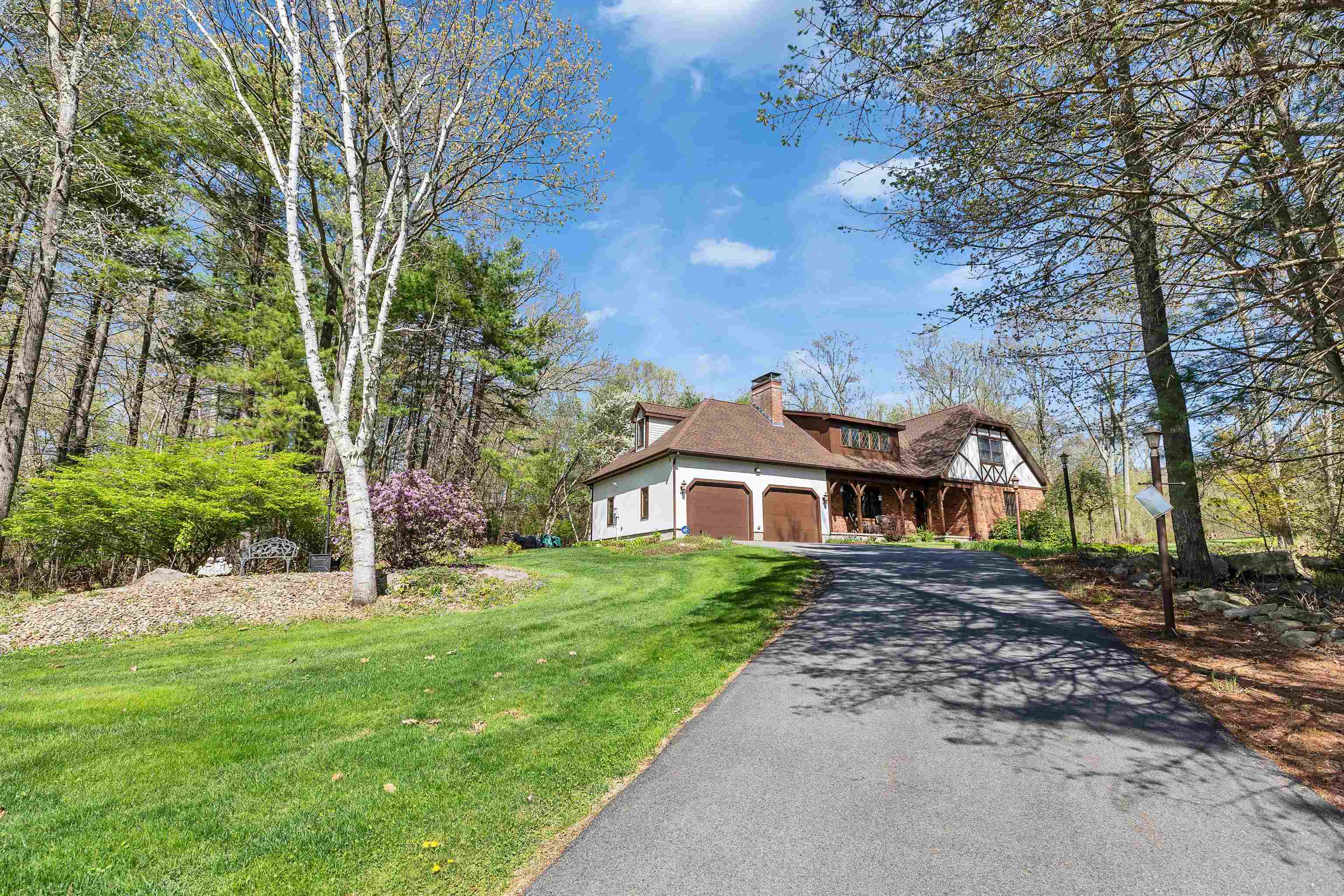 6 Nancy Lane Hooksett, NH 03106 - Photo 10 of 59