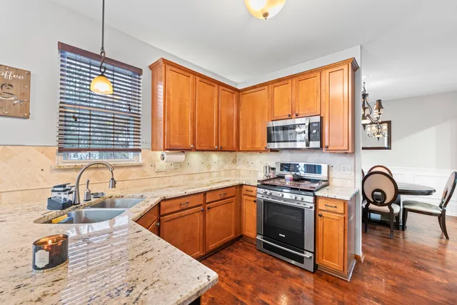 $489,900 | 17045 Sterling Drive, Lockport, IL 60441