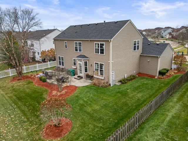 $489,900 | 17045 Sterling Drive, Lockport, IL 60441