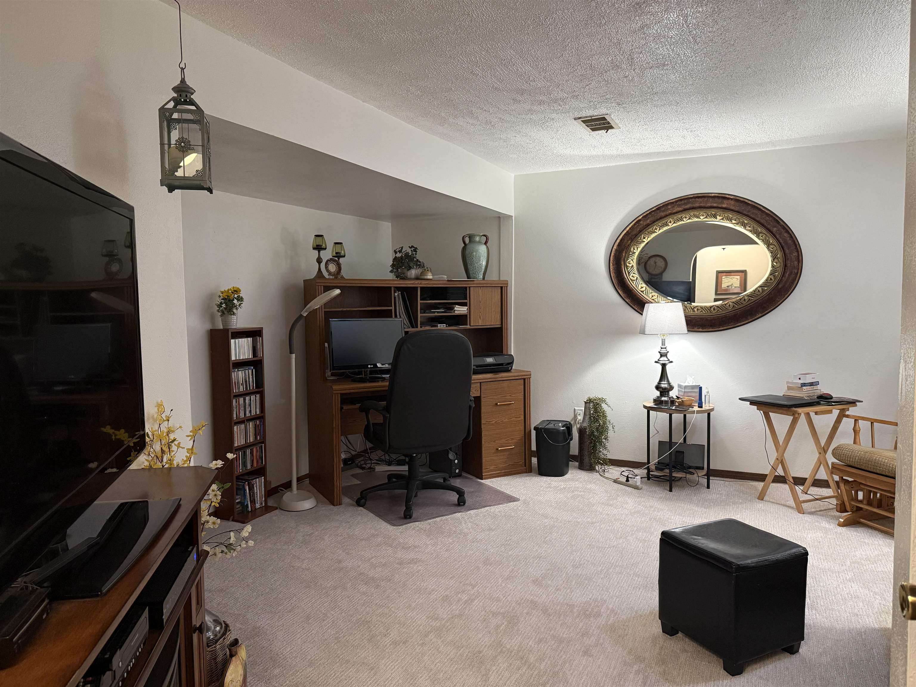2822 Norway Pine Road Rockford, IL 61109 - Photo 11 of 18 a view of a livingroom with furniture
