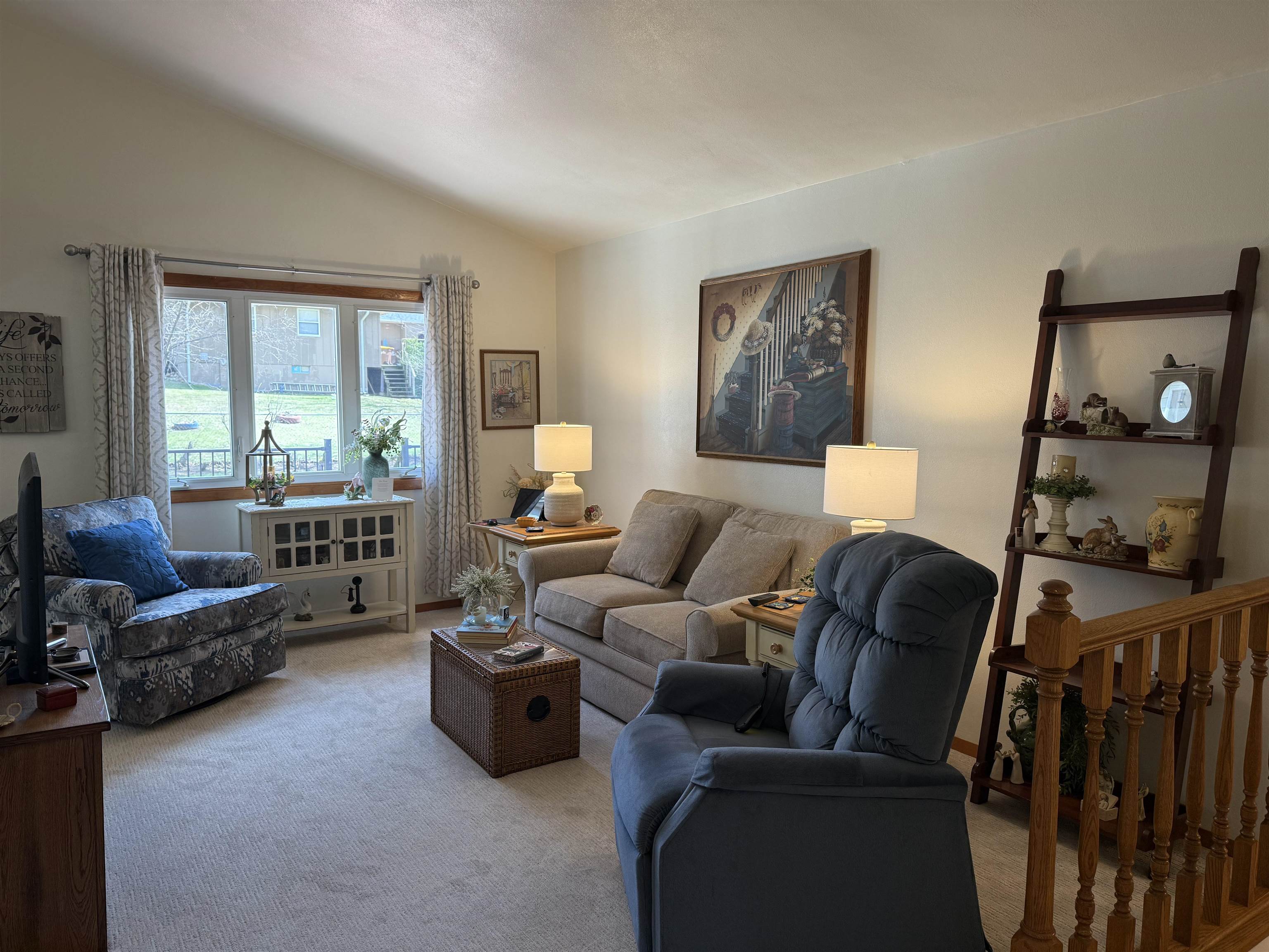 2822 Norway Pine Road Rockford, IL 61109 - Photo 6 of 18 a living room with furniture and a large window